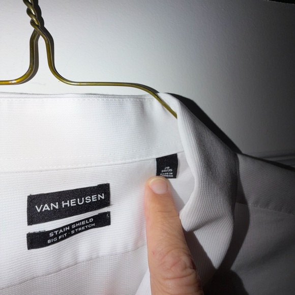 Van Heusen Classic White Dress Shirt - Picture 3 of 4